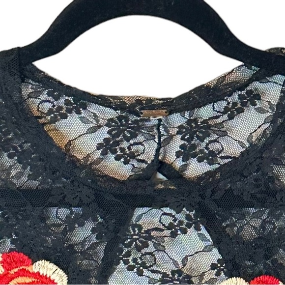 Free People Fast Forward Sheer Tunic Coverup Floral Embroidered Lace - Picture 5 of 13